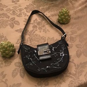 Authentic Guess Women’s Purse ✨